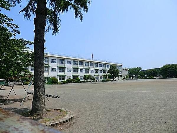 座間市立東原小学校まで481m