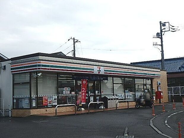 セブンイレブン 綾瀬寺尾西店まで957m