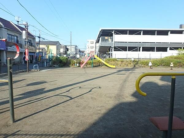 相武台駅前公園まで100m