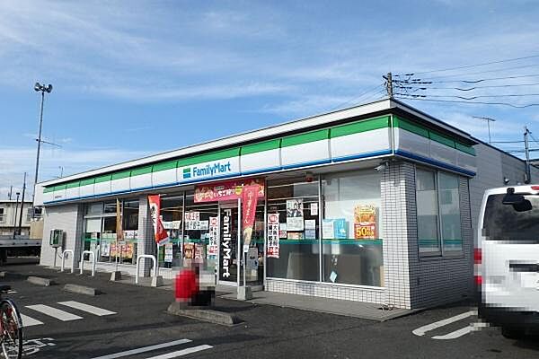 ファミリーマート座間栗原中央店まで217m