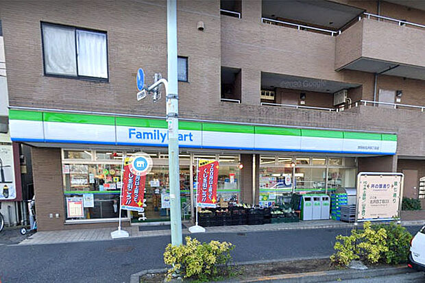 ファミリーマート世田谷北沢四丁目店まで447m