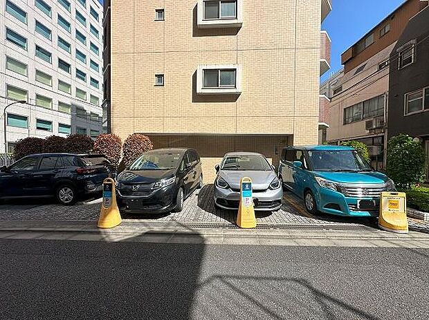駐車場／カーシェアリング用駐車場もございます