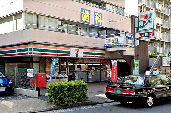 セブンイレブン...