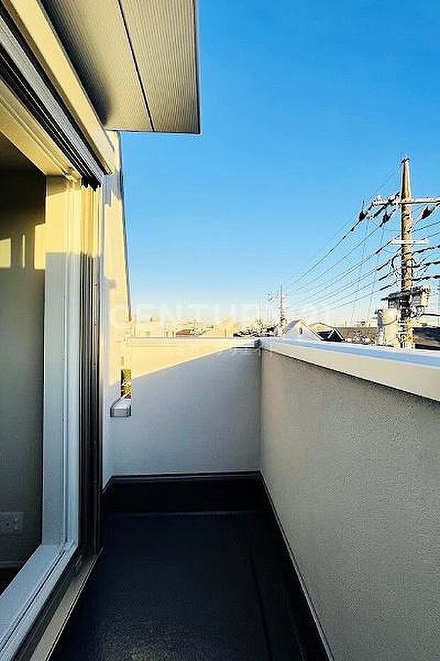 3階バルコニー／南向きにつき陽当たり良好です！