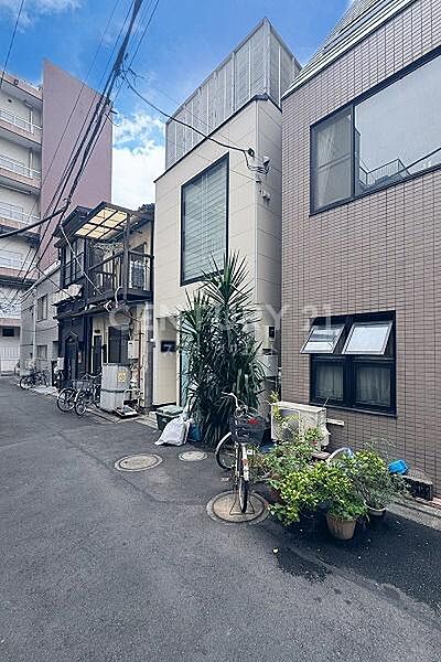 販売現地／インバウンド需要の高い浅草エリアの商業地につき店舗や旅館業などにもご検討いただけます。