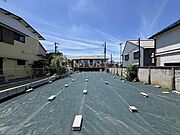 販売現地（2026.6撮影）／現地周辺は第一種低層住居専用地域の閑静な住環境です