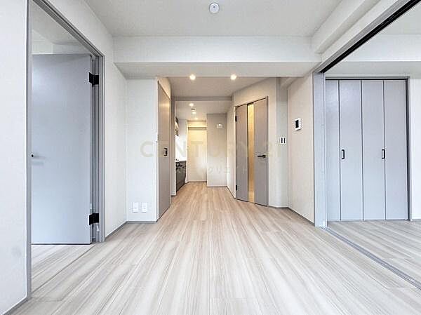 ダイニングキッチン／内装リノベーション済みですぐに綺麗なお部屋で新生活がスタート出来ます！