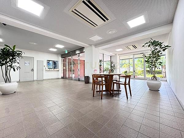 エントランスを拡大表示