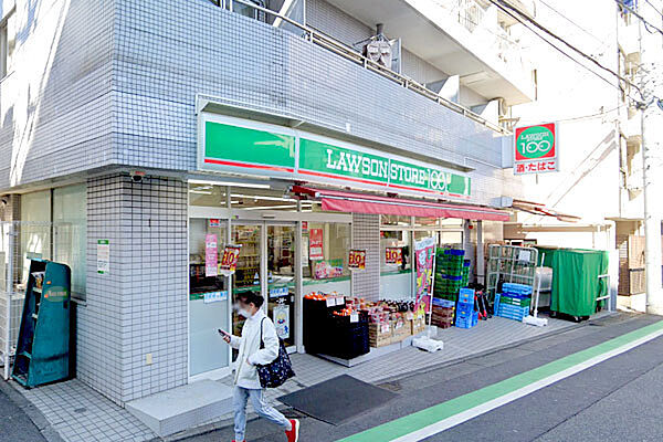 ローソンストア100品川小山店まで220m