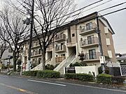 金剛駅よりバス10分 徒歩1分 2階 築34年8ヶ月の賃貸物件