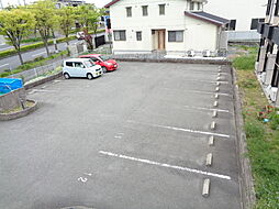 5 / 11