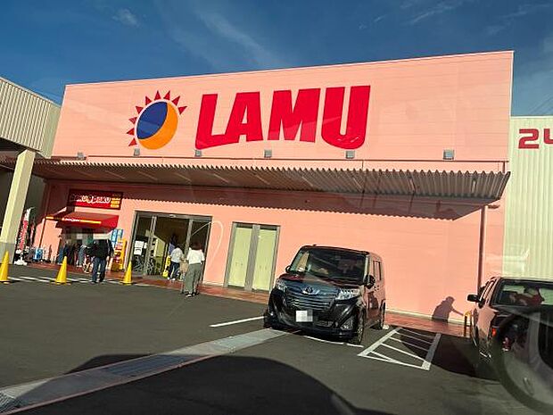 ラ・ムー富田林南店まで879m、24時間営業