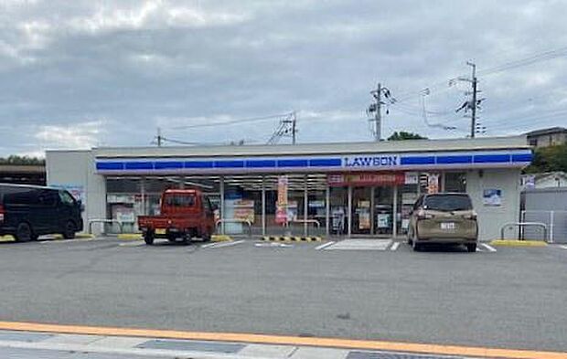 ローソン河南町一須賀店まで485m