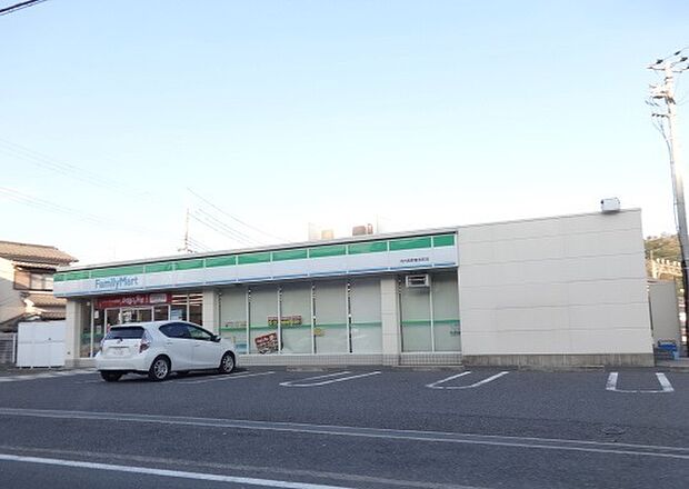 ファミリーマート河内長野喜多町店まで1029m