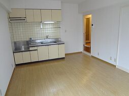 メゾンドール奥文 101 1階2LDKのリビング/ダイニング