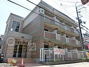 ランデュール岩崎 3階 築19年8ヶ月の賃貸物件