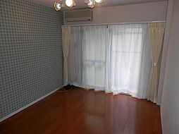 グロリアハイツ 106 1階1Kのリビング/ダイニング