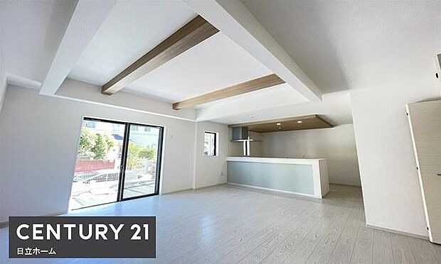 《リビングダイニング》　■上質な時間を育む暮らしのメインステージ。