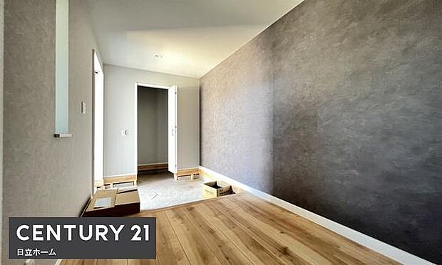 《玄関》　■玄関を開けると、エントランスホールがお出迎え。上がりがまちやシューズボックスがゆったりと構え、心地よさに包まれます。