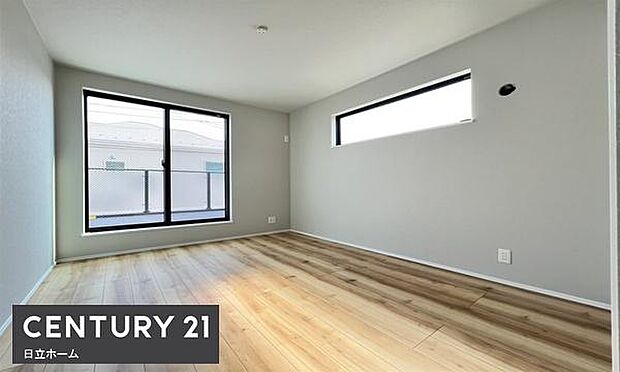 《寝室》　■心地よい眠りへといざなう落ち着いた雰囲気の寝室