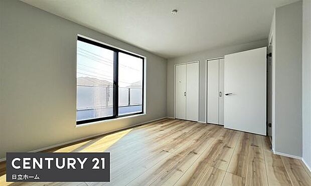 《寝室》 ■心地よい眠りへといざなう落ち着いた雰囲気の寝室