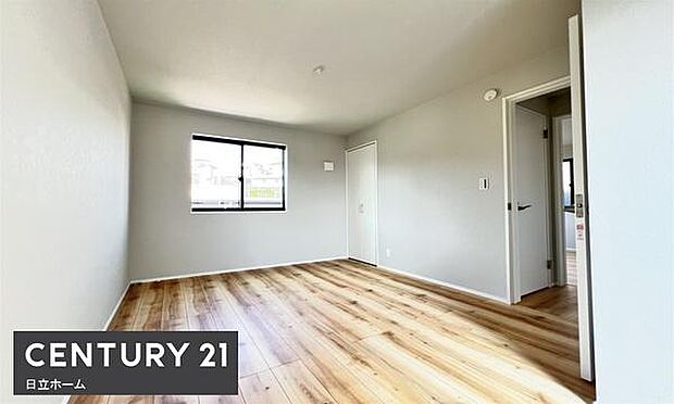 《洋室》 ■くつろぎの場としてだけでなく、趣味や仕事のパーソナルスペースとしても活躍する洋室。個の時間をたっぷり楽しめる快適空間です。