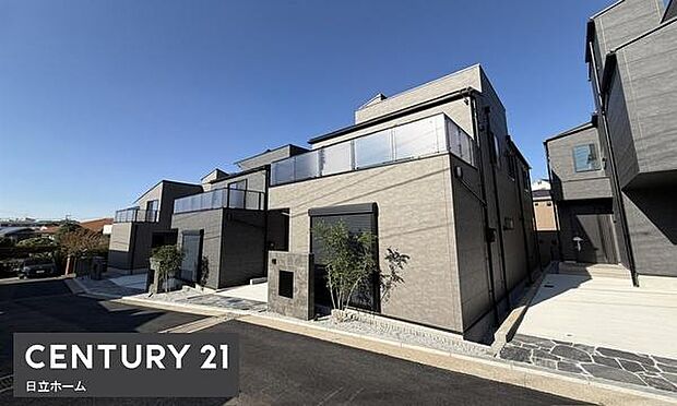 《前面道路》 ■閑静な住宅街の一角