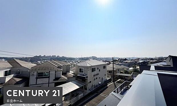 《眺望》 ■「空」×「光」×「風」。開放感を具現化したような現地は、まさに「永住の地」としての選択肢です。