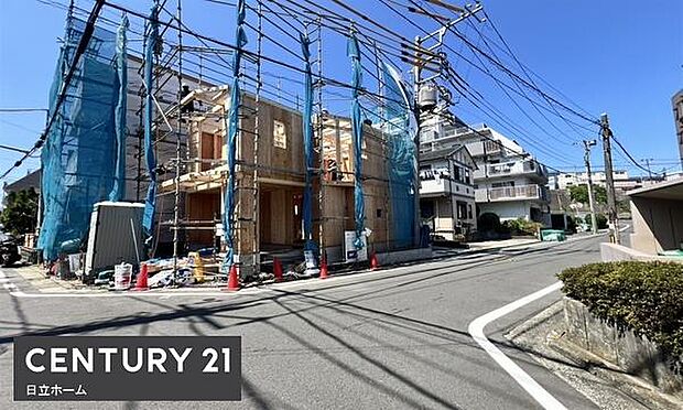 《前面道路》　■落ち着いた住環境です。