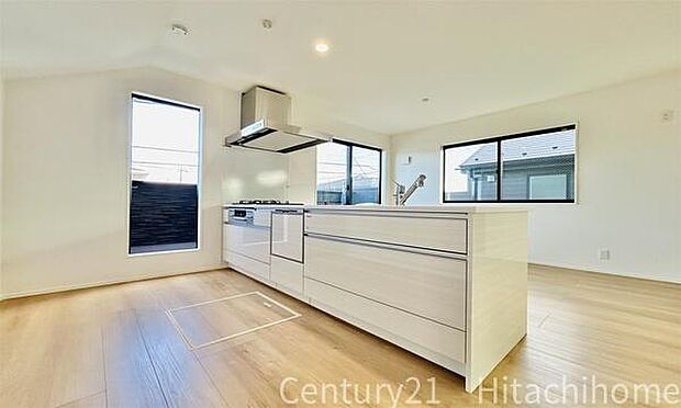 《システムキッチン》 ■会話を楽しみながら食事を味わう。一緒にいる時間が楽しい空間。カフェにいるような気分で毎日を過ごしたい。家族でいる時間を柔らかに包み込むインテリア。