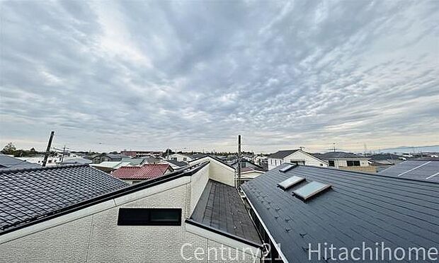 《眺望》　■目の前には気持ちの良い青空が広がります。開放的で開けた空間が望めます。