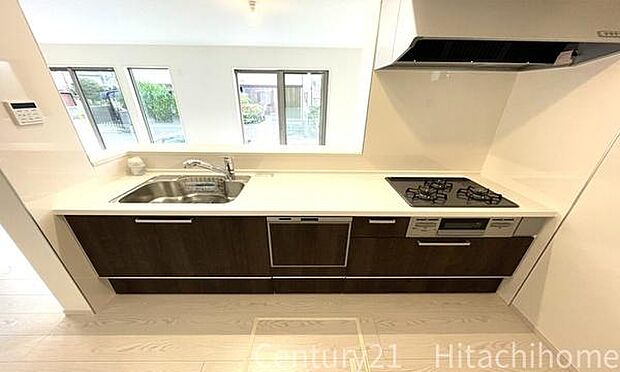 《キッチン》　■明るく清潔で使い勝手のいいキッチン