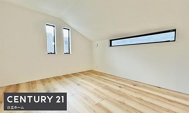 《子供部屋》　■お子様の成長を優しく見守る、明るい子供部屋。遊んだり、学んだり、時には一人の時間を過ごしたりと健やかな毎日を育む大切な場所。未来への第一歩を育む、かけがえのない空間です。