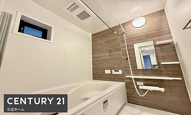 《浴室》　■ゆったりくつろげる癒しのバスルーム。