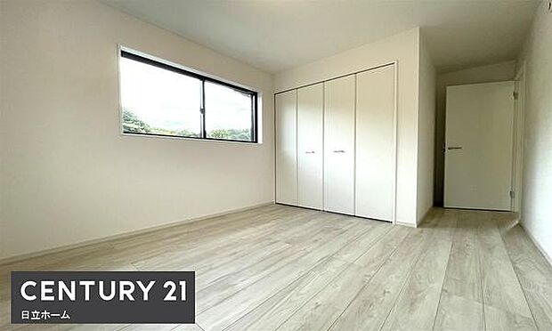 《洋室》　■型にはまらない多才なプライベートルーム。くつろぎの場としてだけでなく、趣味や仕事のパーソナルスペースとしても活躍する、個の時間をたっぷり楽しめる快適空間です。