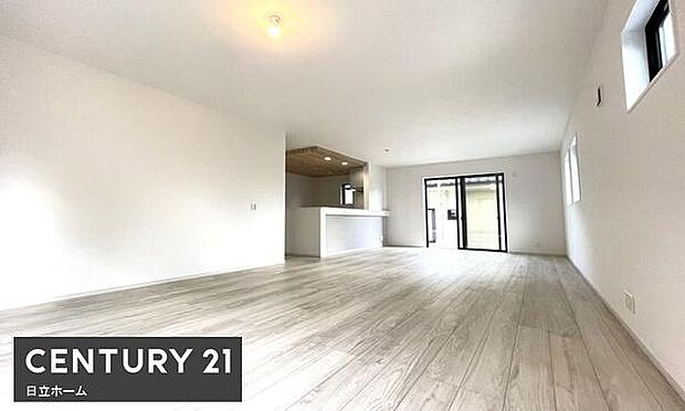 《リビングダイニング》　■上質な時間を育む暮らしのメインステージ。寛ぎとご家族とのコミュニケーションを育む居心地のよい場所。家族の笑顔と何気ない会話がいつまでも絶えないそんな素敵な空間の予感がします。