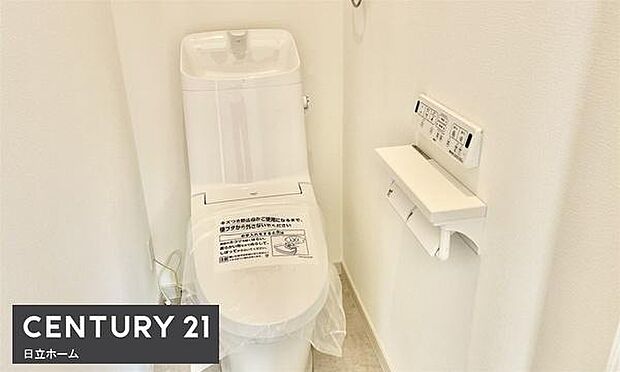 《トイレ》 ■清潔感のある落ち着いたトイレ。