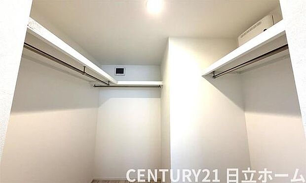 《収納》 ■効率よく片付けられる収納スペース