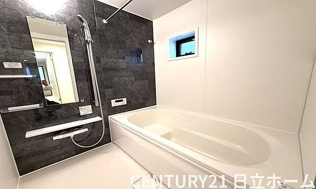 《浴室》 ■ゆったりくつろげる癒しのバスルーム。