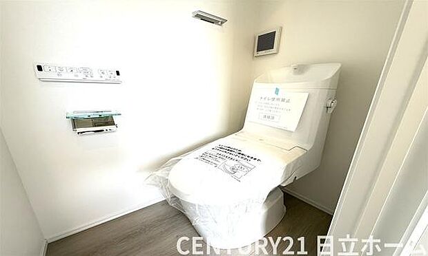 《トイレ》 ■トイレは明るい空間で清潔感があります。