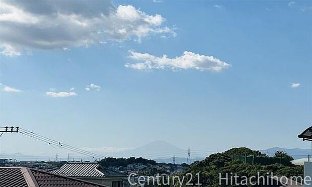 《眺望》　■目の前には気持ちの良い空が広がります。富士山を望めます！！