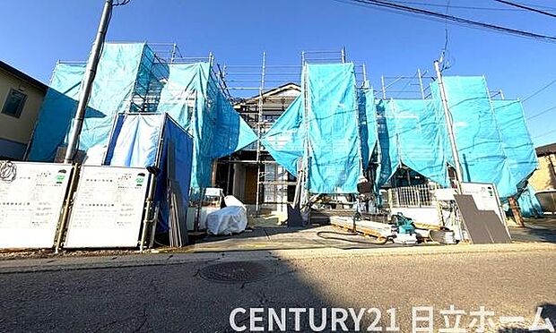 《前面道路》 ■道路と敷地はフラットな地形です。