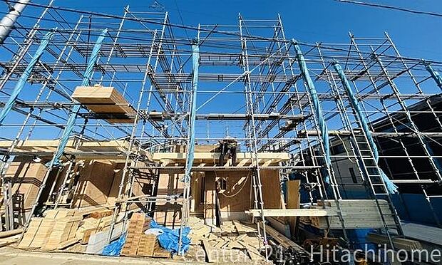 《前面道路》 ■落ち着いた住環境です。