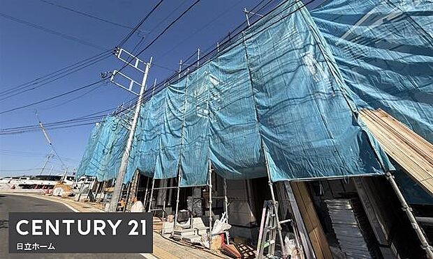 《外観》 ■一戸建ての多いエリア、静かで落ち着いた雰囲気。シンプルで美しいフォルム空気までクリーンになるような佇まい。心地よいライフスタイルが実現できるそんな予感。