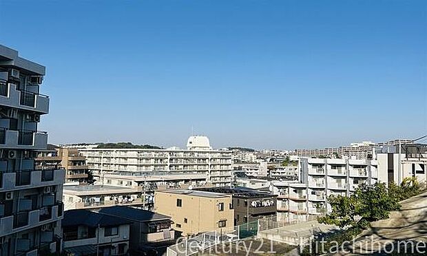 《眺望》　■目の前には気持ちの良い空が広がります。