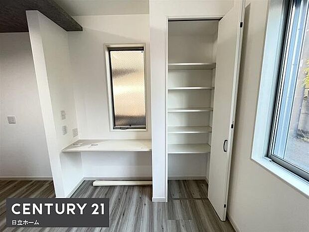 《収納》 ■効率よく片付けられる収納スペース