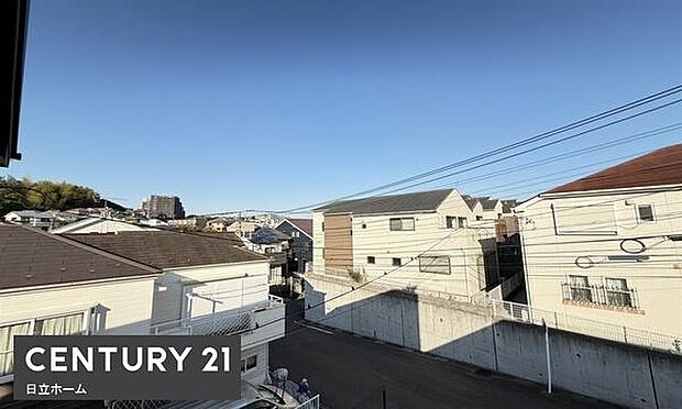 《眺望》　■「空」×「光」×「風」。開放感を具現化したような現地は、まさに「永住の地」としての選択肢です。