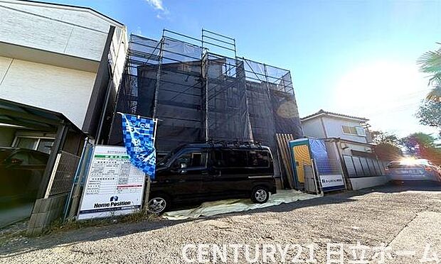 《前面道路》　■閑静な住宅街の一角