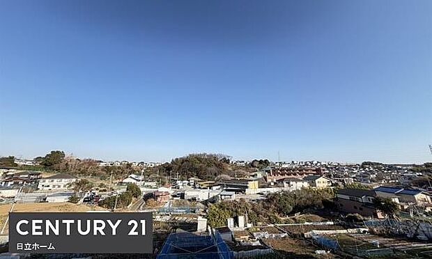 《眺望》 ■「空」×「光」×「風」。開放感を具現化したような現地は、まさに「永住の地」としての選択肢です。