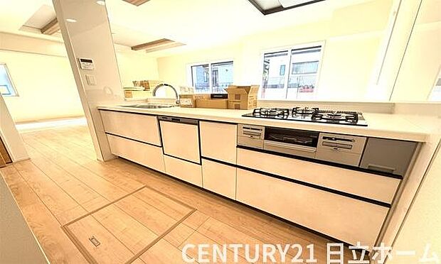 《食器洗い乾燥機》 ■食事後もゆっくり過ごせる食器洗い乾燥機を設置。手洗いよりもキレイに洗え、節水にもなります。